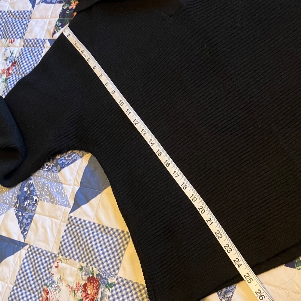 Women’s Black Collared Sweater - Picture 4 of 6